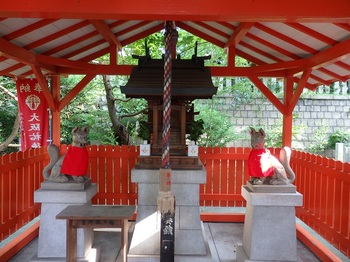 064稲荷神社.JPG